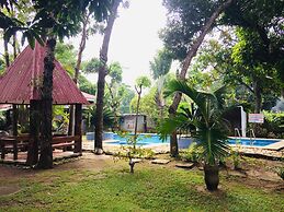 The Pelican's Resort