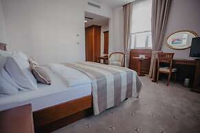 Hotel Stara Lika