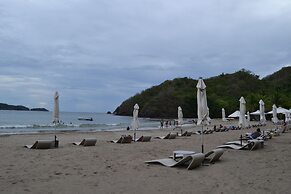 Apartment Carola B 711 at Pico de Loro