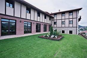 Hotel Ibaigune