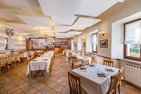 Center Hotel