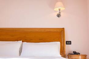 Center Hotel