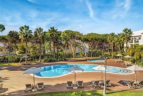 Pine Cliffs Gardens