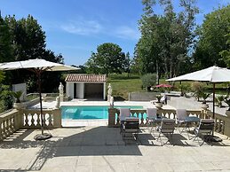 Le Domaine de Canesse