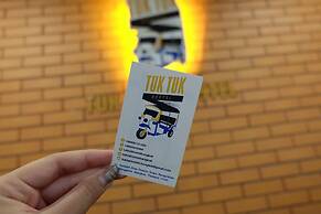 Tuk Tuk Hostel