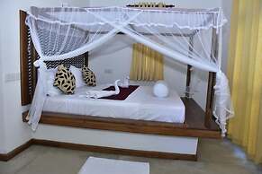 Safari Queens Resort