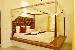 Safari Queens Resort