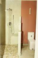 Safari Queens Resort