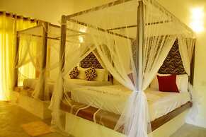 Safari Queens Resort