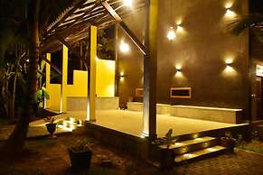 Safari Queens Resort