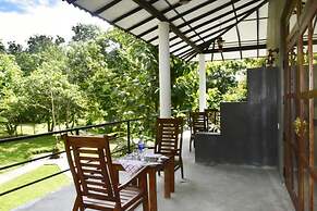 Safari Queens Resort