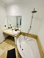 La Perle de Gauthier  by StayInMorocco