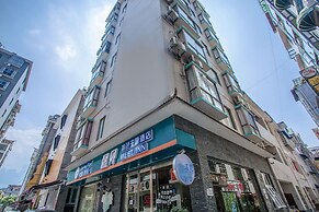 Zhangjiajie Meet Themed Inn