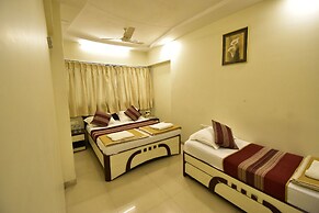 Hotel Kalpana Palace