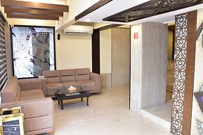 Hotel Kalpana Palace