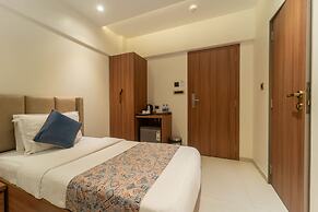 Hotel Kalpana Palace