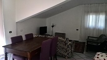 Villa Cardinal Apartments