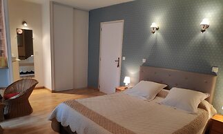 Logis De Chezelles