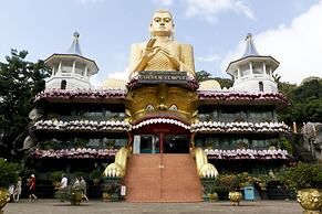 Sat Nam Village Eco-Hotel