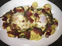 Sat Nam Village Eco-Hotel