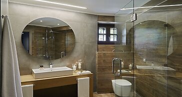 MounTrace Suites & Spa