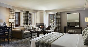 MounTrace Suites & Spa