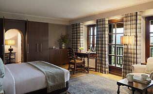 MounTrace Suites & Spa