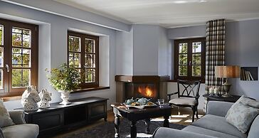 MounTrace Suites & Spa