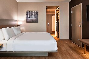 AC Hotel by Marriott Cleveland Beachwood