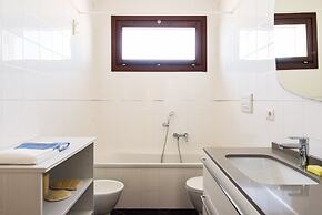 Home at Hotel - Sarca