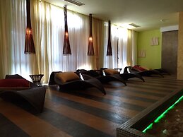 Sandapart Royal Beach Apartments