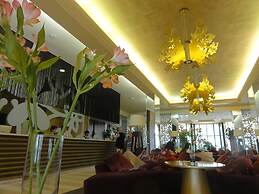 Sandapart Royal Beach Apartments