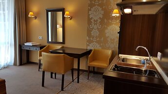 Sandapart Royal Beach Apartments