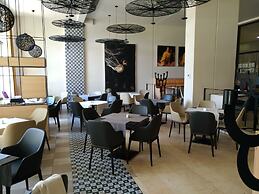 Sandapart Royal Beach Apartments