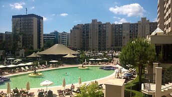 Sandapart Royal Beach Apartments