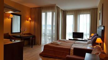 Sandapart Royal Beach Apartments