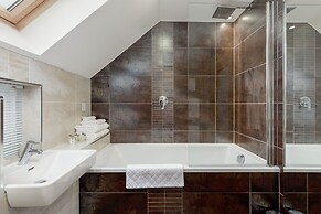 The Queens View Luxury B&B