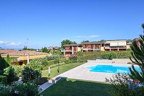 Desenzanoloft – Butterfly and Pools