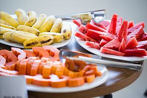 Serra Madre Residence