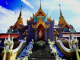 Baan Klang Aow Beach Resort