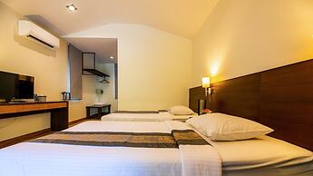 Baan Klang Aow Beach Resort