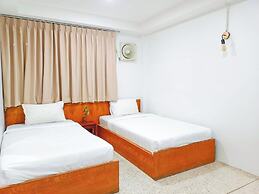 Bang Saphan Resort Hotel