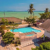 Bang Saphan Resort Hotel