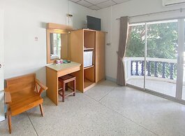 Bang Saphan Resort Hotel