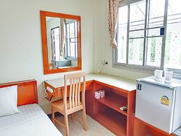 Bang Saphan Resort Hotel