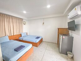 Bang Saphan Resort Hotel