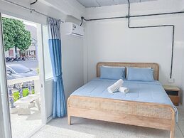 Bang Saphan Resort Hotel