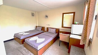 Bang Saphan Resort Hotel