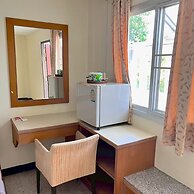 Bang Saphan Resort Hotel