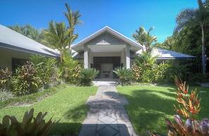 Tranquility By The Course Port Douglas